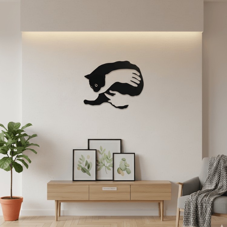 Cat in Hand Metal Wall Décor _ Unique Home Accent